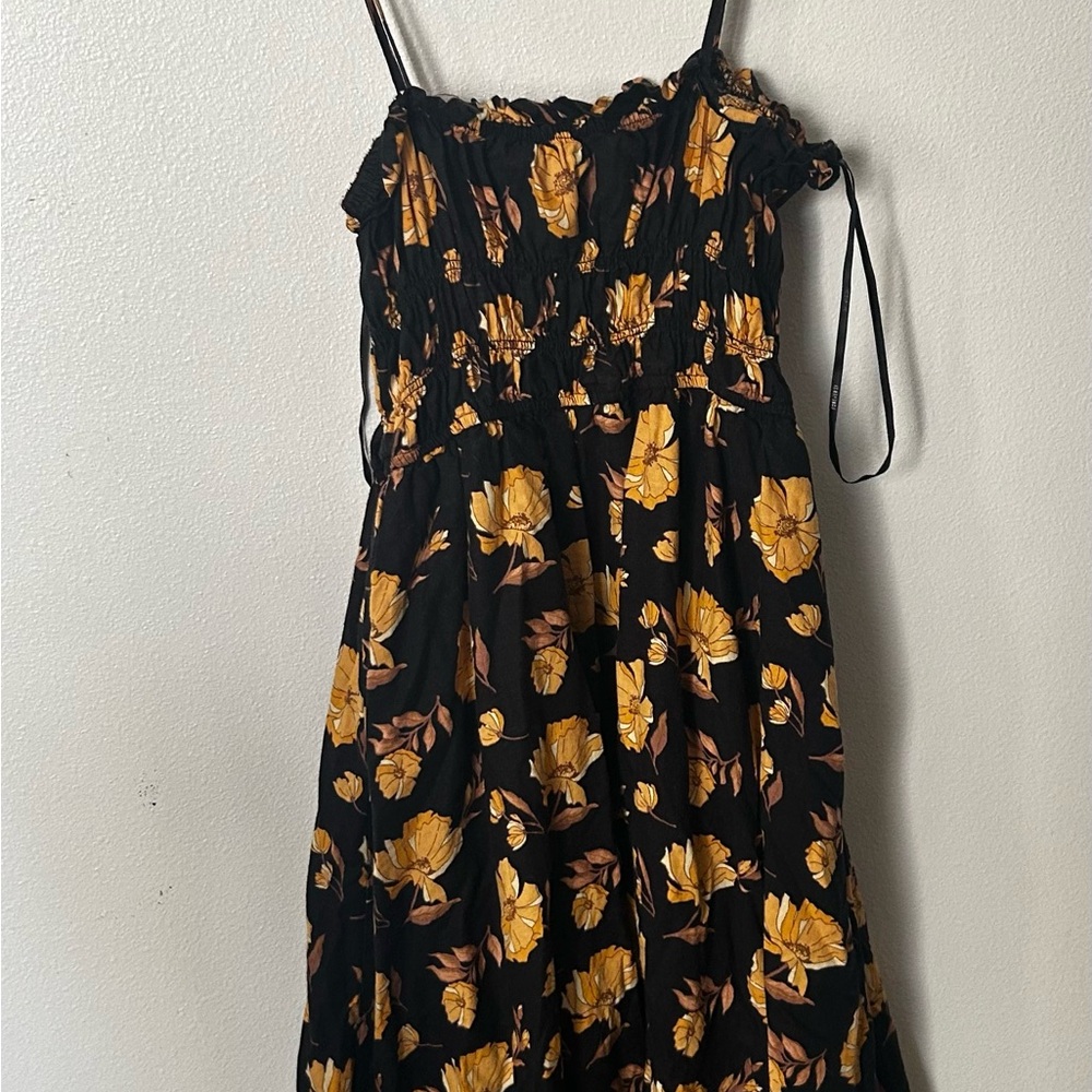 Forever 21 Black and Yellow Floral Midi Dress